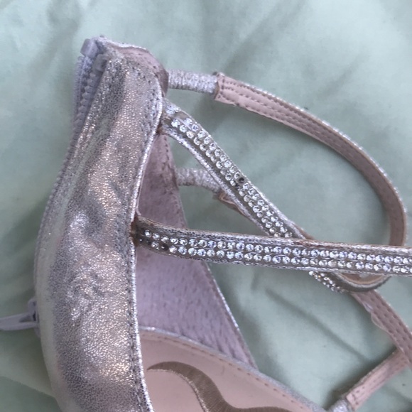 Size 10 silver jeweled sparkly straps high heeled shoe - Picture 7 of 9